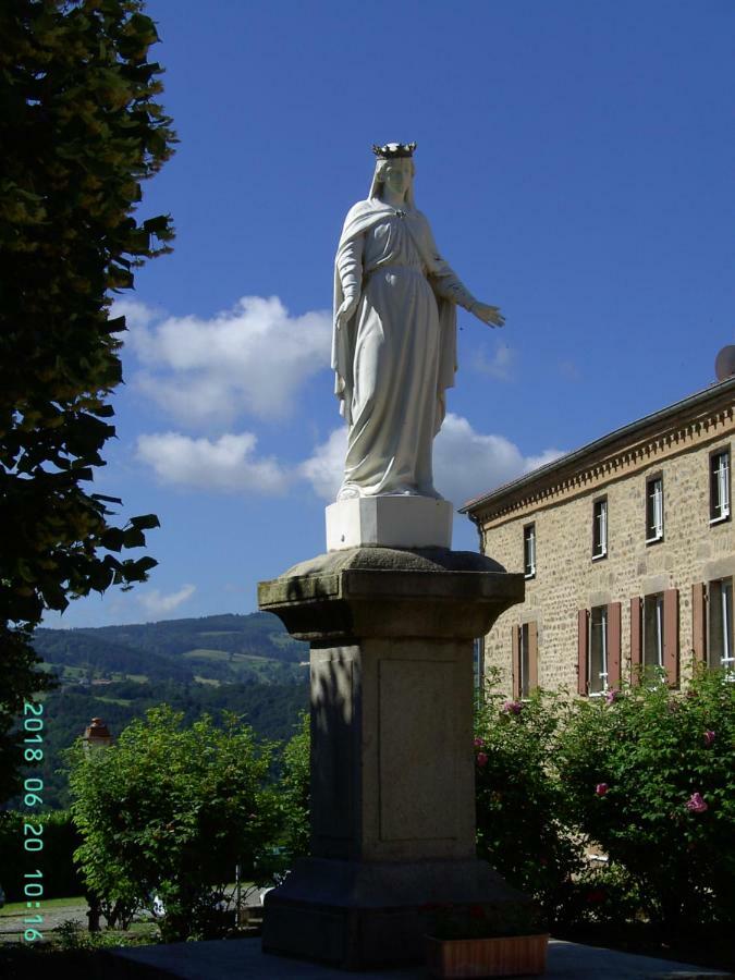 Bed and Breakfast La Fontaine Saint-Georges-en-Couzan Exteriér fotografie